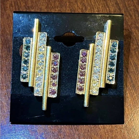 Vintage Monet Gold Tone Bars Red White Blue Rhinestones Clip On Earrings - Picture 2 of 6